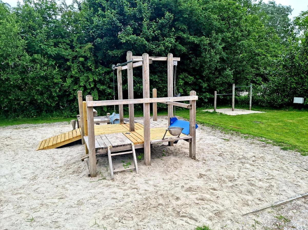 Vintage Stacaravan Fereale Grou Kültér fotó